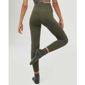OFFLINE By Aerie Real Me High Waisted 7/8 Legging - Olive Daze - Small